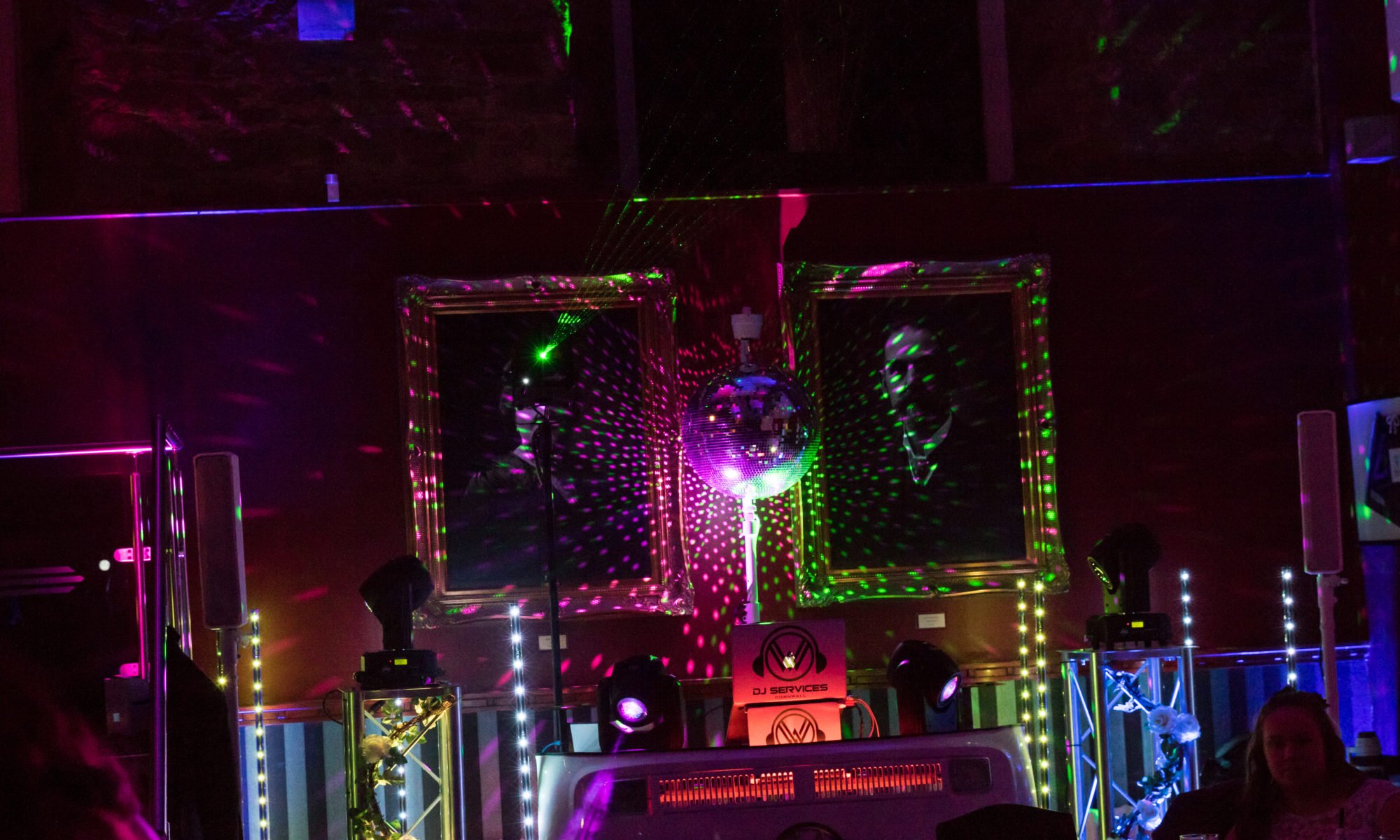 Party DJ Cornwall with there premium light show