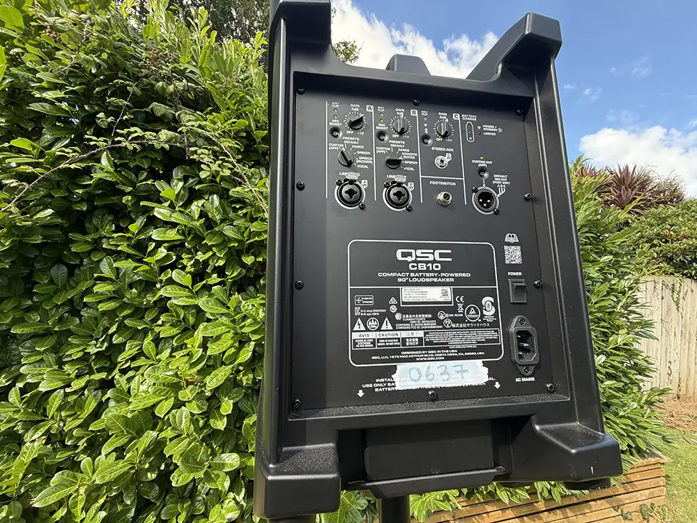 Battery Operated PA Stand in an outdoor settng on a sunday day